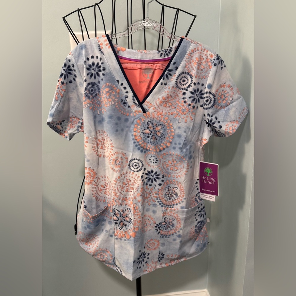 NEW Premiere Healing Hands Scrub top women Extra Small XS Mistic Watercolor
